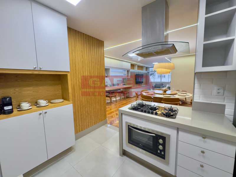 Apartamento à venda com 3 quartos, 122m² - Foto 16