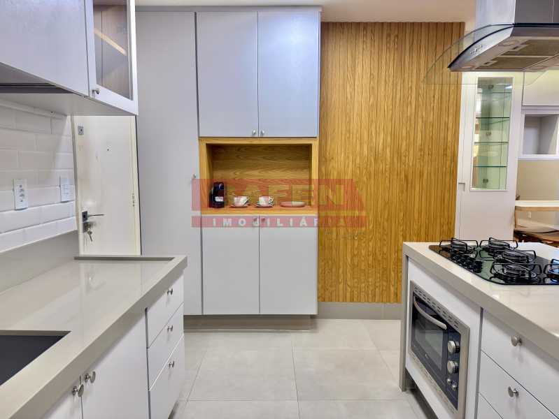 Apartamento à venda com 3 quartos, 122m² - Foto 18