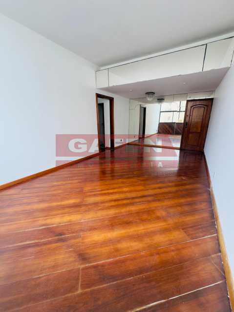 Apartamento à venda com 3 quartos, 105m² - Foto 4