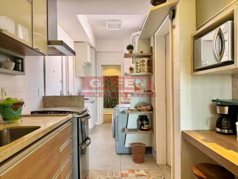 Cobertura à venda com 3 quartos, 245m² - Foto 28