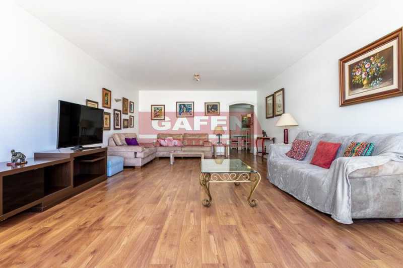 Apartamento à venda com 3 quartos, 170m² - Foto 4