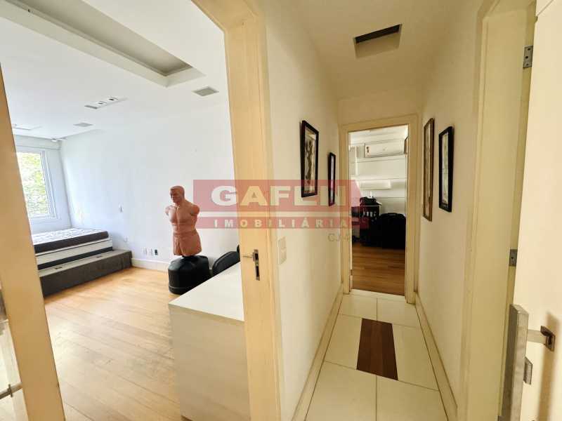 Apartamento à venda com 3 quartos, 128m² - Foto 8