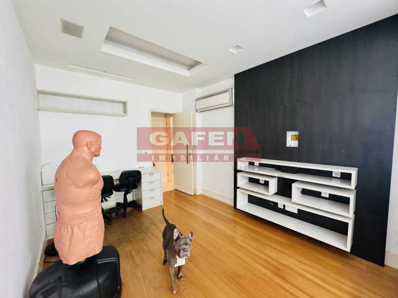 Apartamento à venda com 3 quartos, 128m² - Foto 11