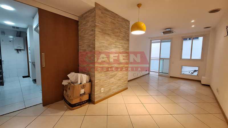 Apartamento à venda com 3 quartos, 76m² - Foto 1