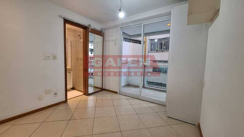 Apartamento à venda com 3 quartos, 76m² - Foto 10