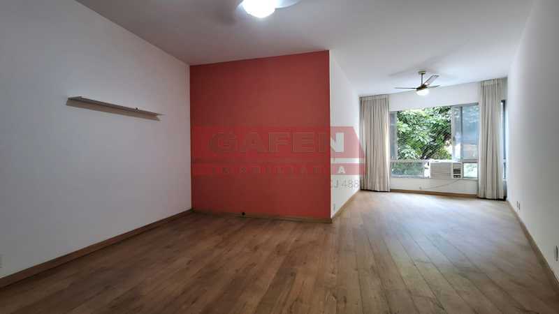 Apartamento à venda com 3 quartos, 126m² - Foto 2