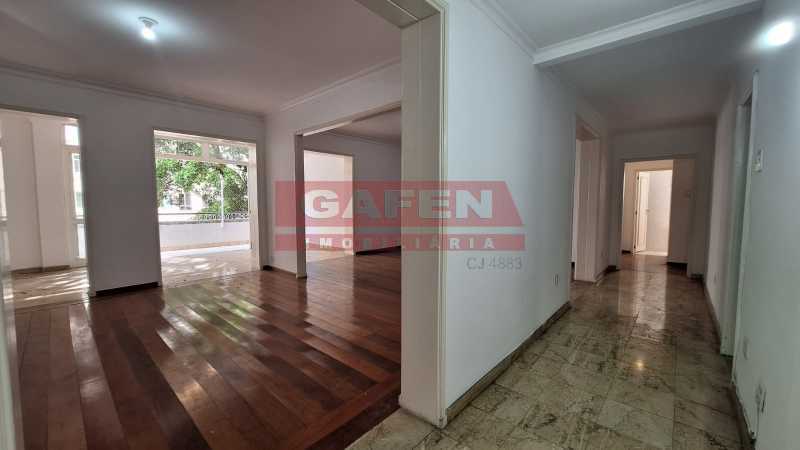 Apartamento à venda com 3 quartos, 220m² - Foto 4