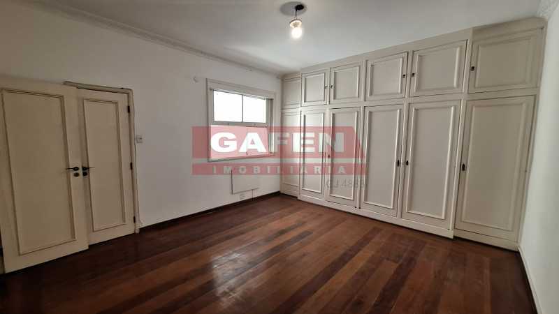 Apartamento à venda com 3 quartos, 220m² - Foto 14