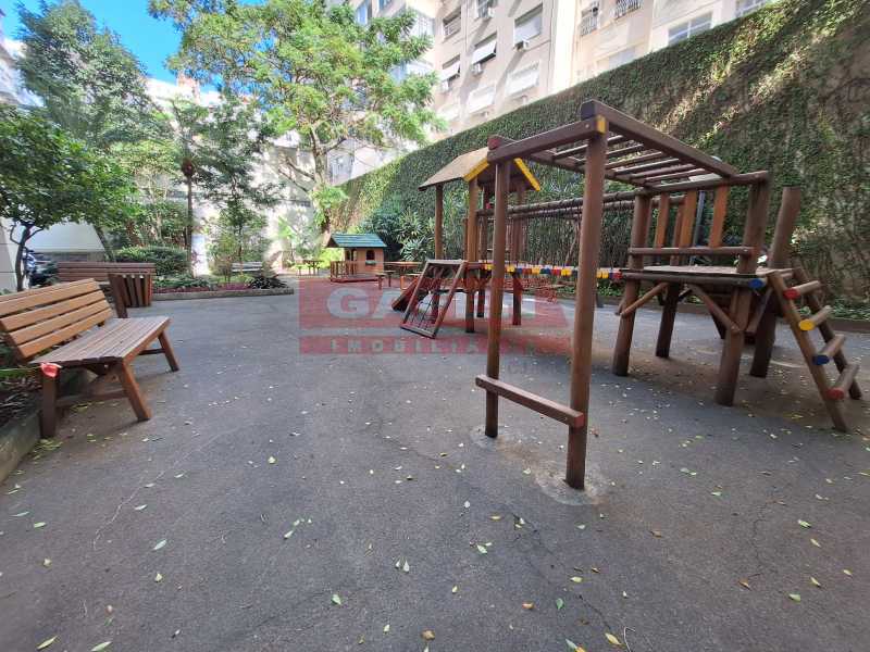 Apartamento à venda com 3 quartos, 220m² - Foto 26