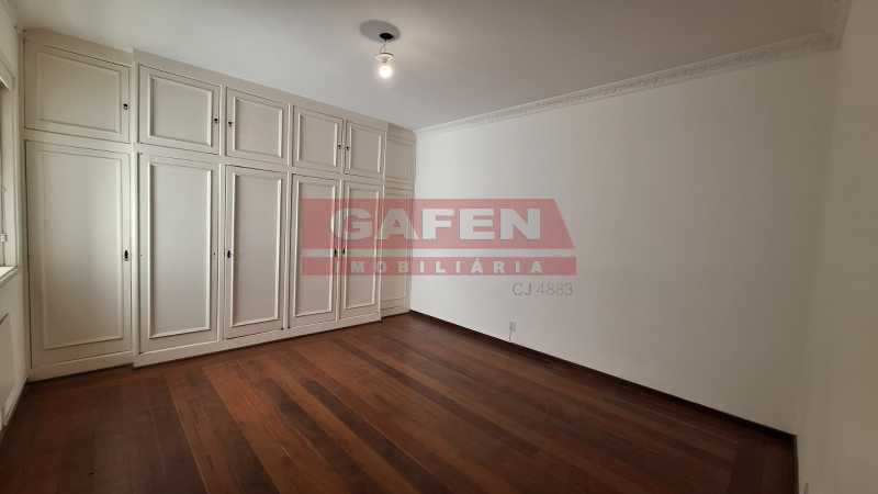 Apartamento à venda com 3 quartos, 220m² - Foto 15