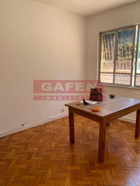 Apartamento à venda com 2 quartos, 80m² - Foto 4