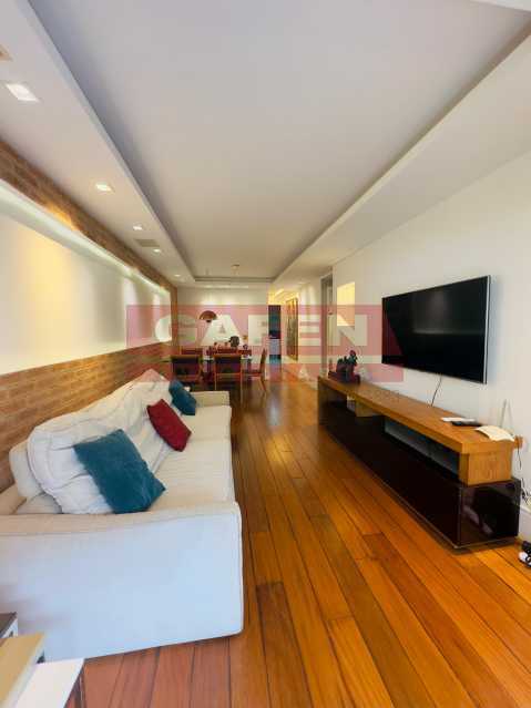 Apartamento à venda com 2 quartos, 86m² - Foto 5