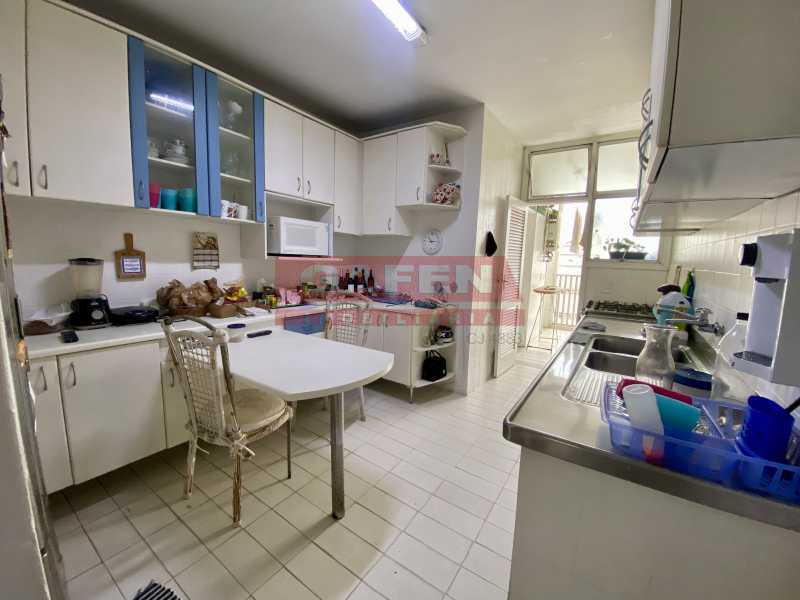 Apartamento à venda com 4 quartos, 167m² - Foto 22