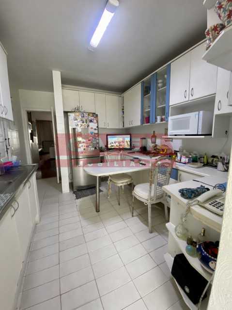 Apartamento à venda com 4 quartos, 167m² - Foto 23