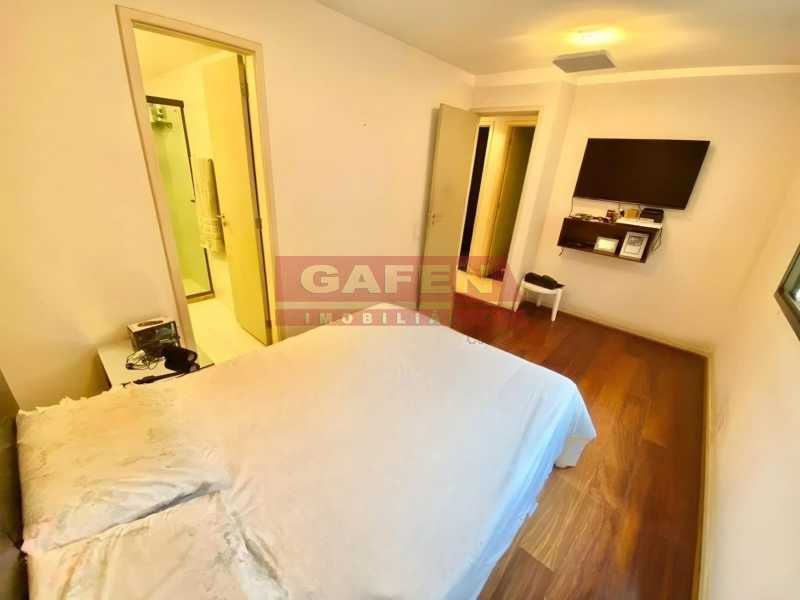 Apartamento à venda com 3 quartos, 110m² - Foto 8