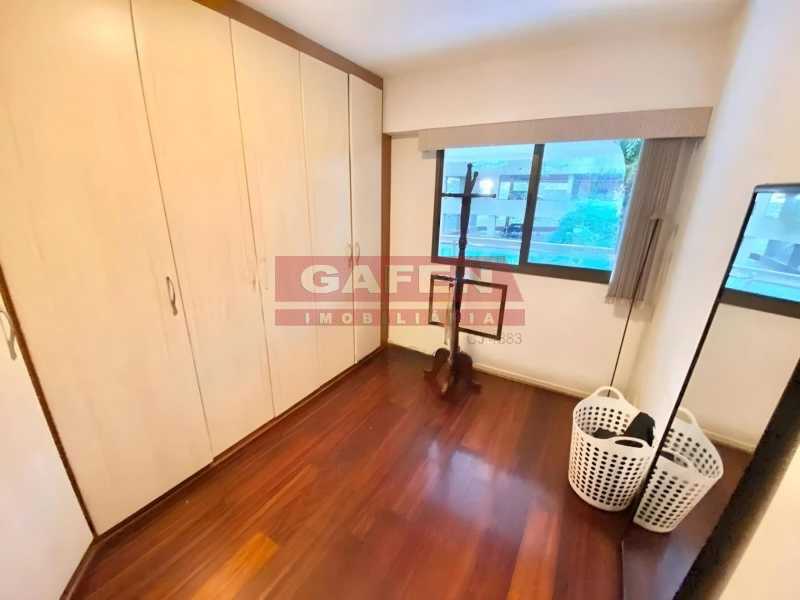 Apartamento à venda com 3 quartos, 110m² - Foto 15