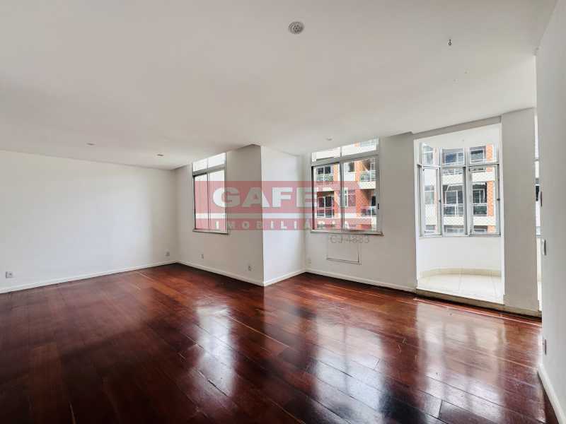 Apartamento à venda com 2 quartos, 111m² - Foto 1