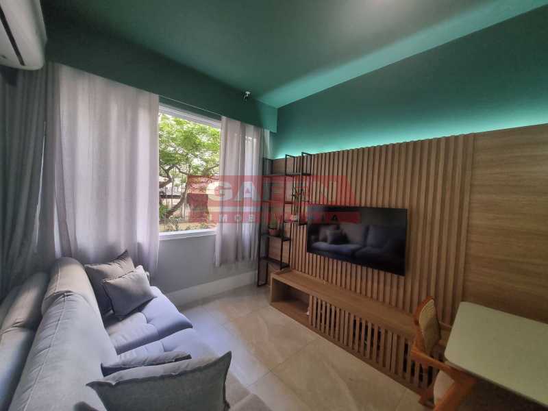 Apartamento para alugar com 3 quartos, 105m² - Foto 2