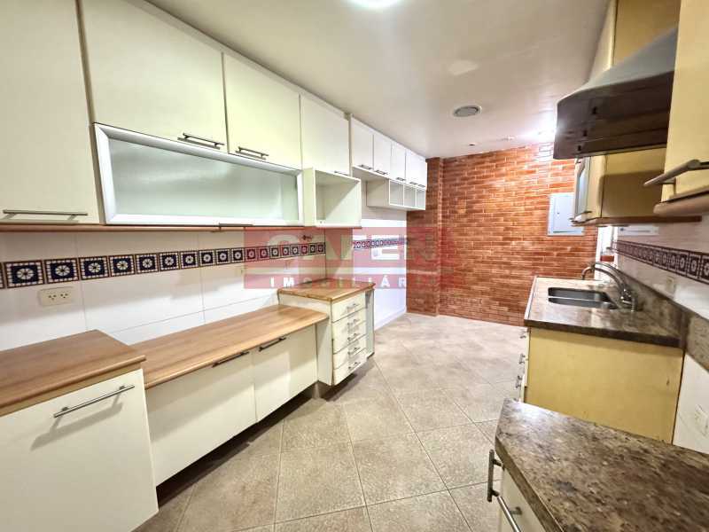 Apartamento à venda com 3 quartos, 165m² - Foto 25