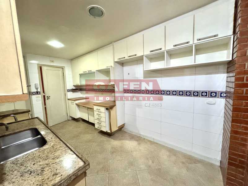 Apartamento à venda com 3 quartos, 165m² - Foto 27