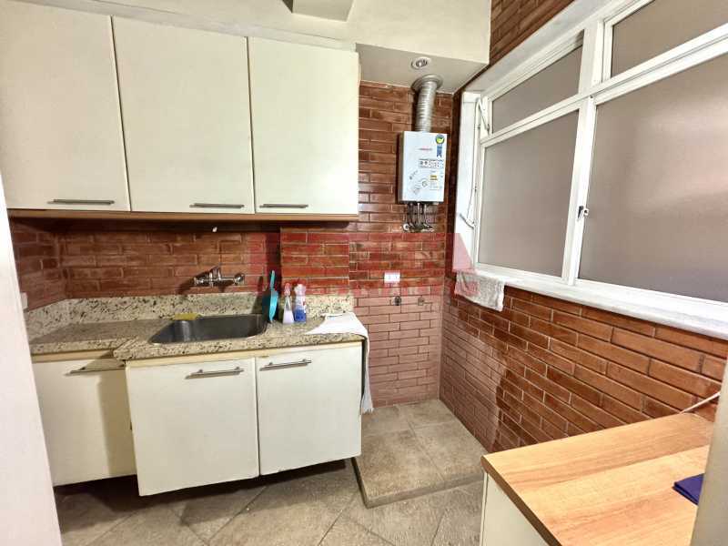 Apartamento à venda com 3 quartos, 165m² - Foto 28