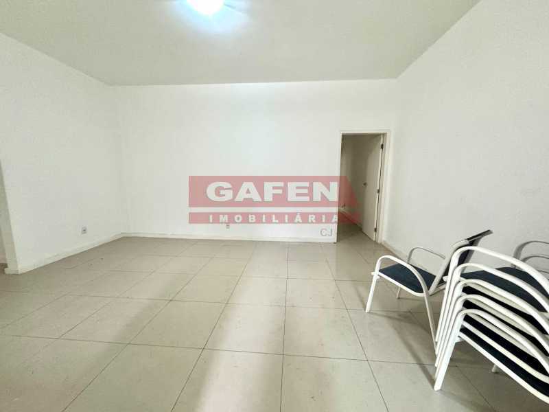 Apartamento à venda com 3 quartos, 150m² - Foto 4