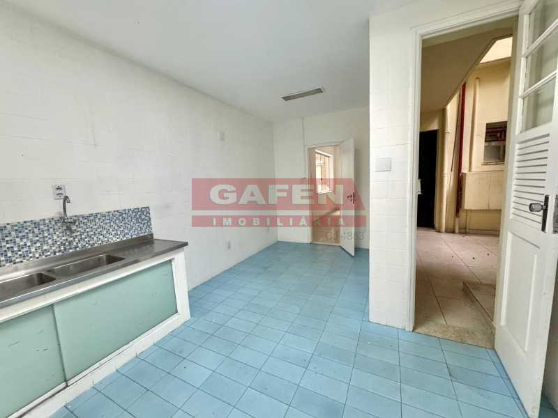 Apartamento à venda com 3 quartos, 150m² - Foto 14