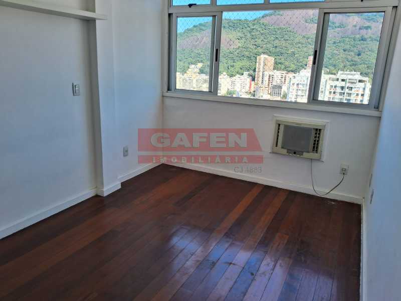 Apartamento à venda com 2 quartos, 75m² - Foto 1