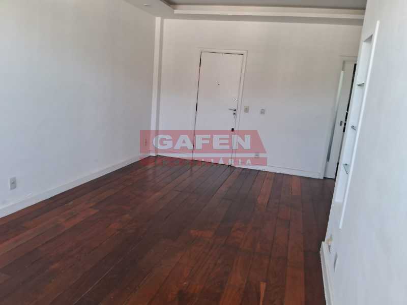 Apartamento à venda com 2 quartos, 75m² - Foto 5