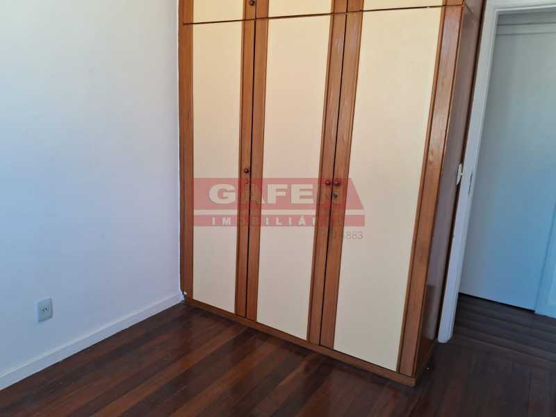 Apartamento à venda com 2 quartos, 75m² - Foto 8