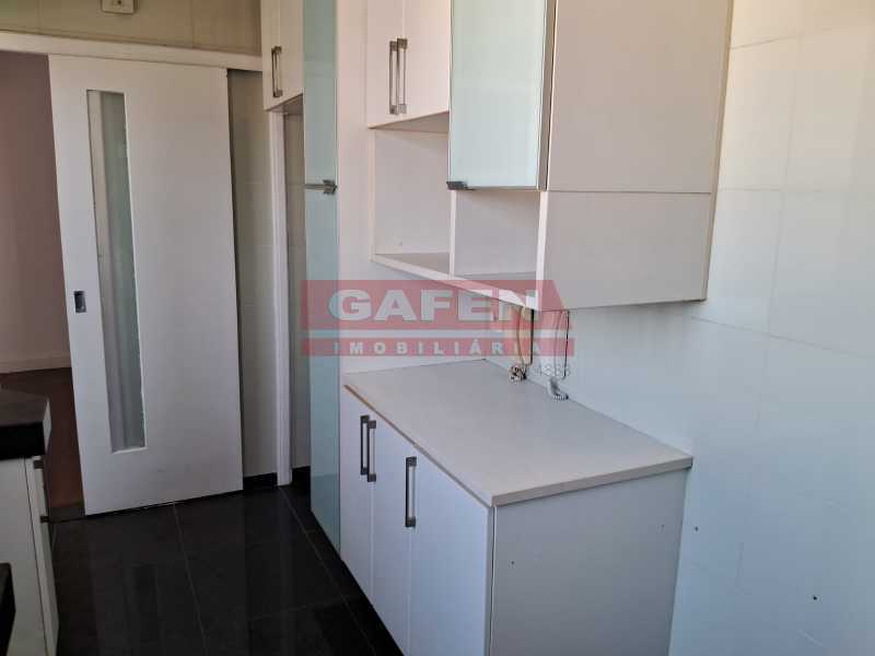 Apartamento à venda com 2 quartos, 75m² - Foto 13