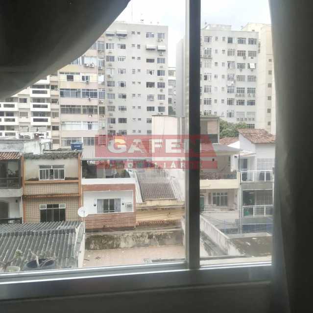 Apartamento à venda com 2 quartos, 68m² - Foto 3