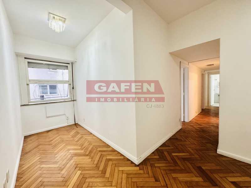 Apartamento à venda com 3 quartos, 92m² - Foto 2