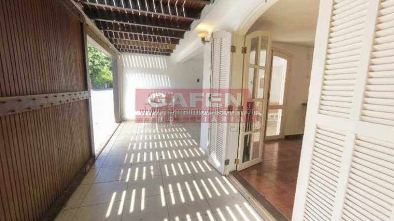 Casa à venda com 4 quartos, 135m² - Foto 4