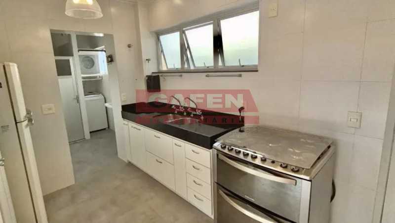 Apartamento à venda com 2 quartos, 100m² - Foto 8