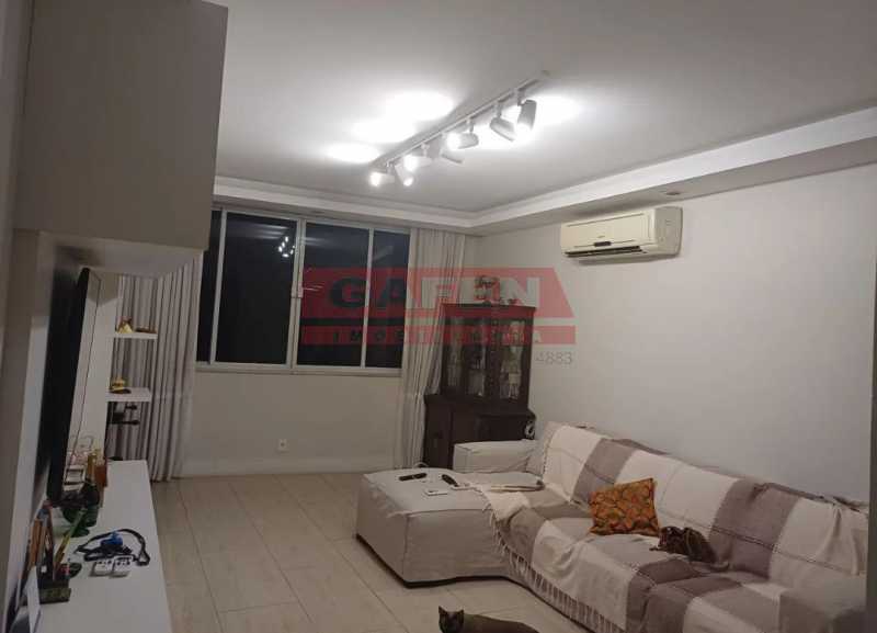 Apartamento à venda com 3 quartos, 120m² - Foto 2