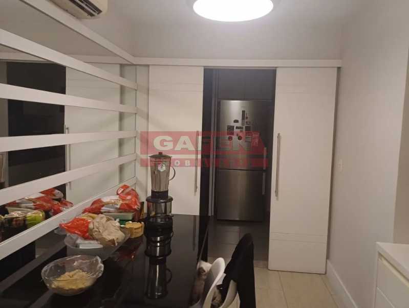 Apartamento à venda com 3 quartos, 120m² - Foto 9