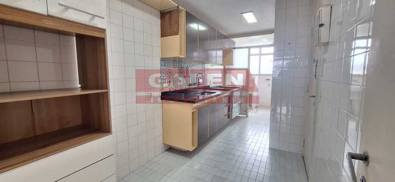 Apartamento à venda com 2 quartos, 82m² - Foto 19