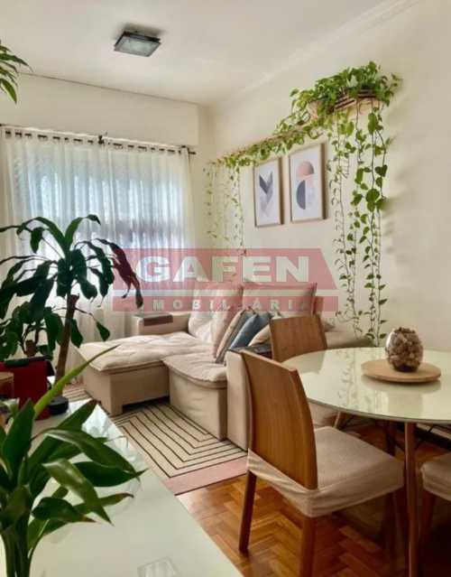 Apartamento à venda com 2 quartos, 60m² - Foto 2