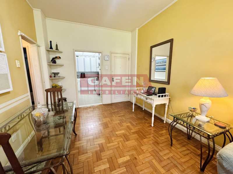 Apartamento à venda com 2 quartos, 80m² - Foto 7