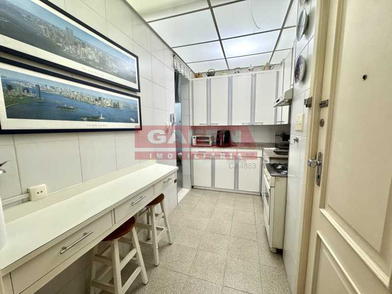 Apartamento à venda com 2 quartos, 80m² - Foto 20