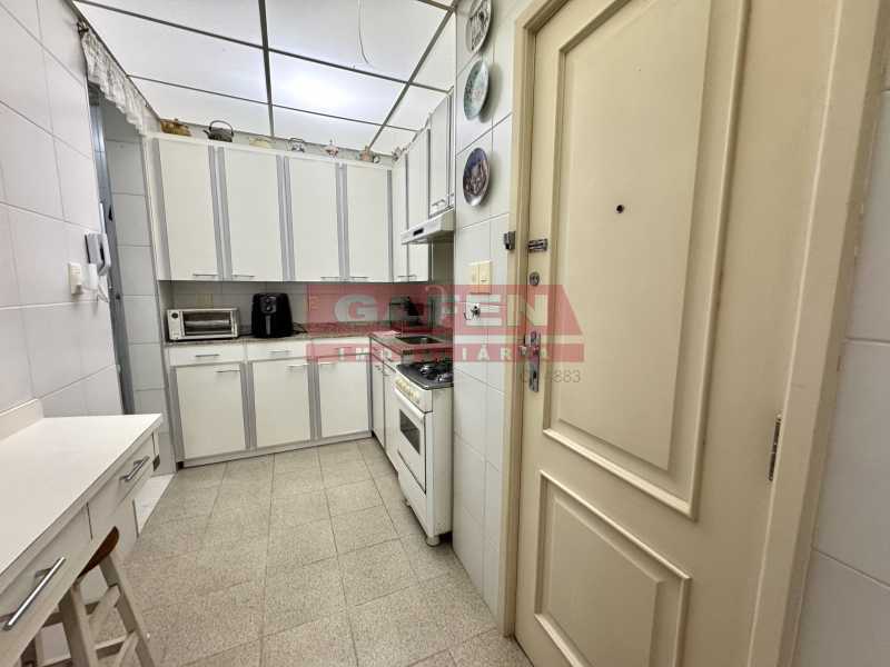 Apartamento à venda com 2 quartos, 80m² - Foto 22