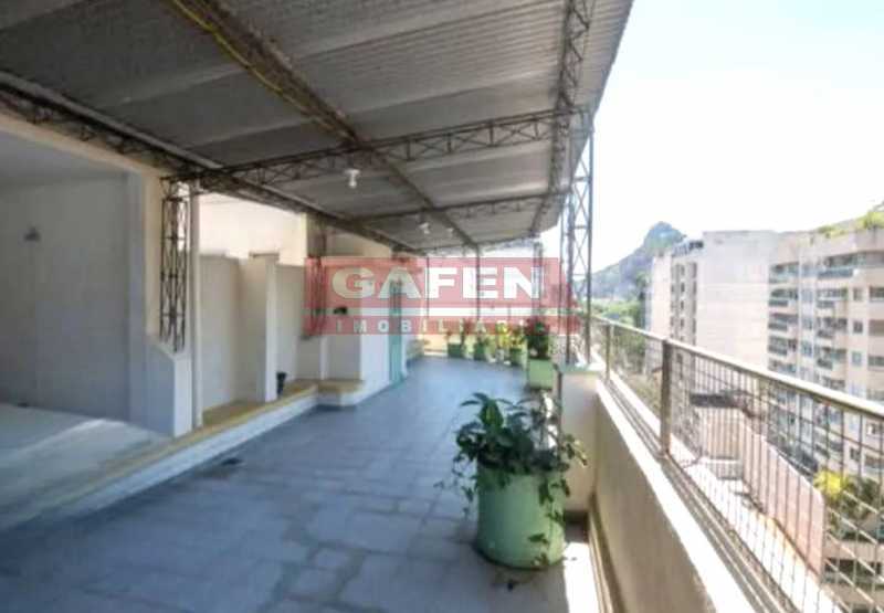 Apartamento à venda com 2 quartos, 70m² - Foto 3