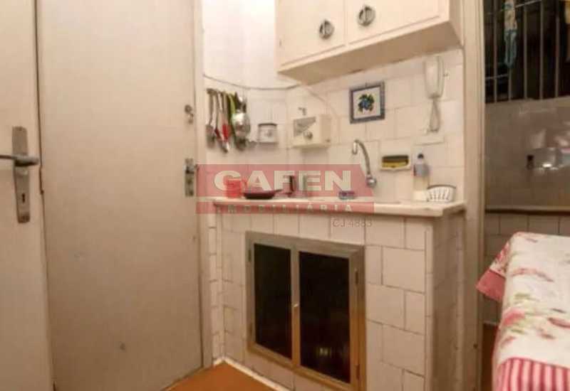 Apartamento à venda com 2 quartos, 70m² - Foto 9