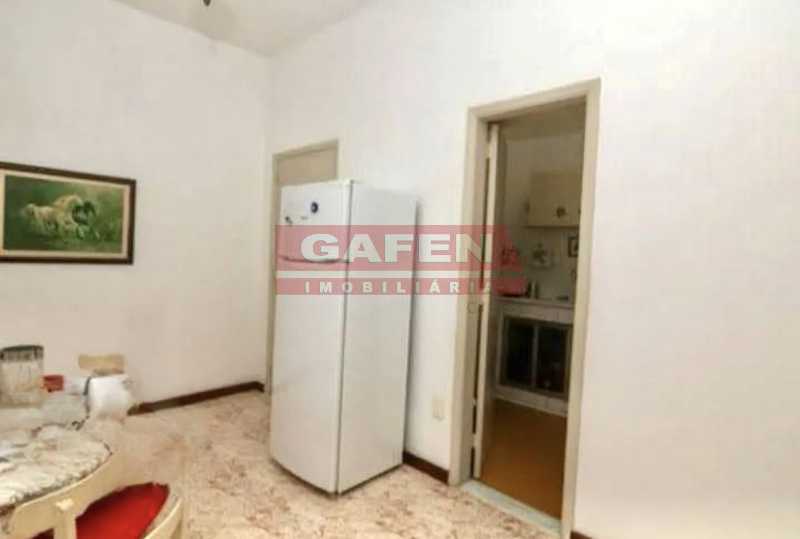 Apartamento à venda com 2 quartos, 70m² - Foto 10