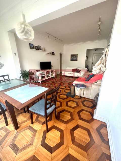 Apartamento à venda com 3 quartos, 133m² - Foto 3