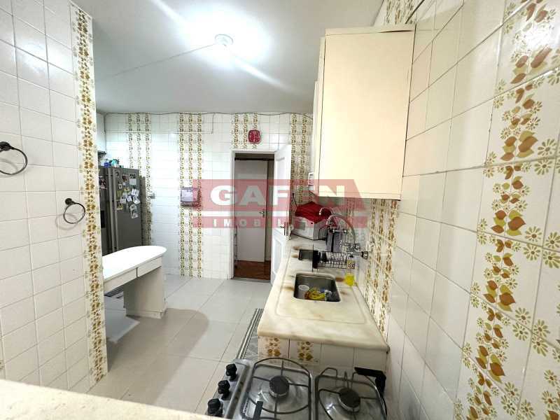 Apartamento à venda com 3 quartos, 133m² - Foto 21