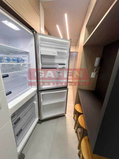 Apartamento para alugar com 3 quartos, 105m² - Foto 13