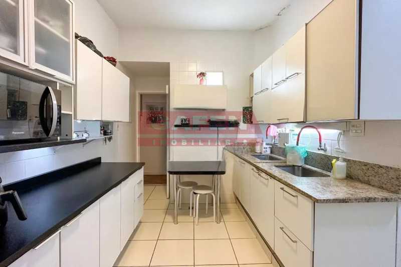 Apartamento para alugar com 3 quartos, 170m² - Foto 8