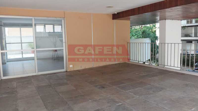 Apartamento à venda com 2 quartos, 84m² - Foto 3